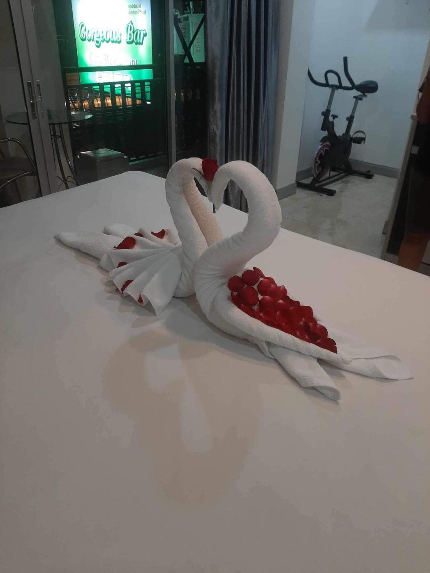 Gorgeous Boutique Room Patong Екстериор снимка