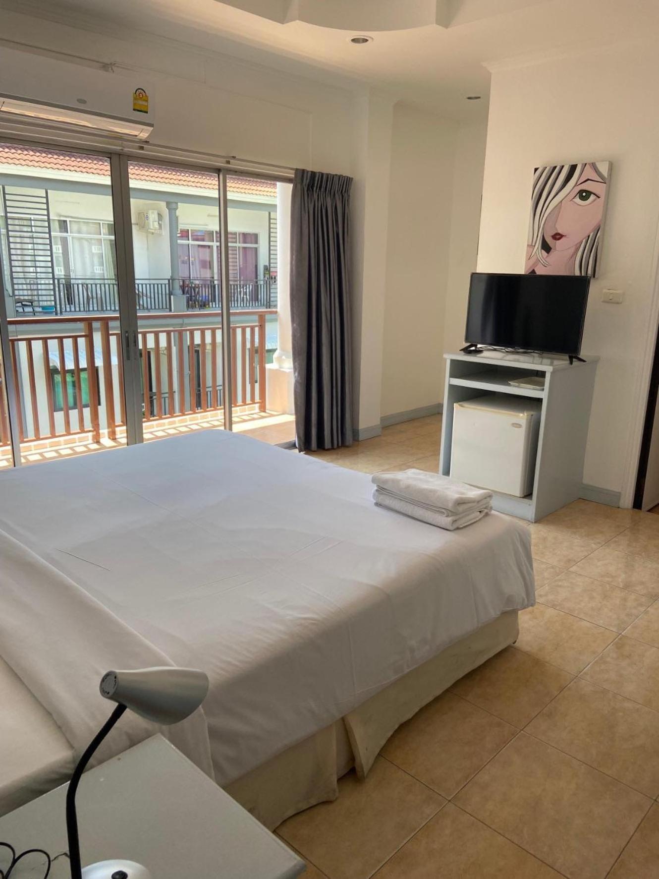 Gorgeous Boutique Room Patong Екстериор снимка