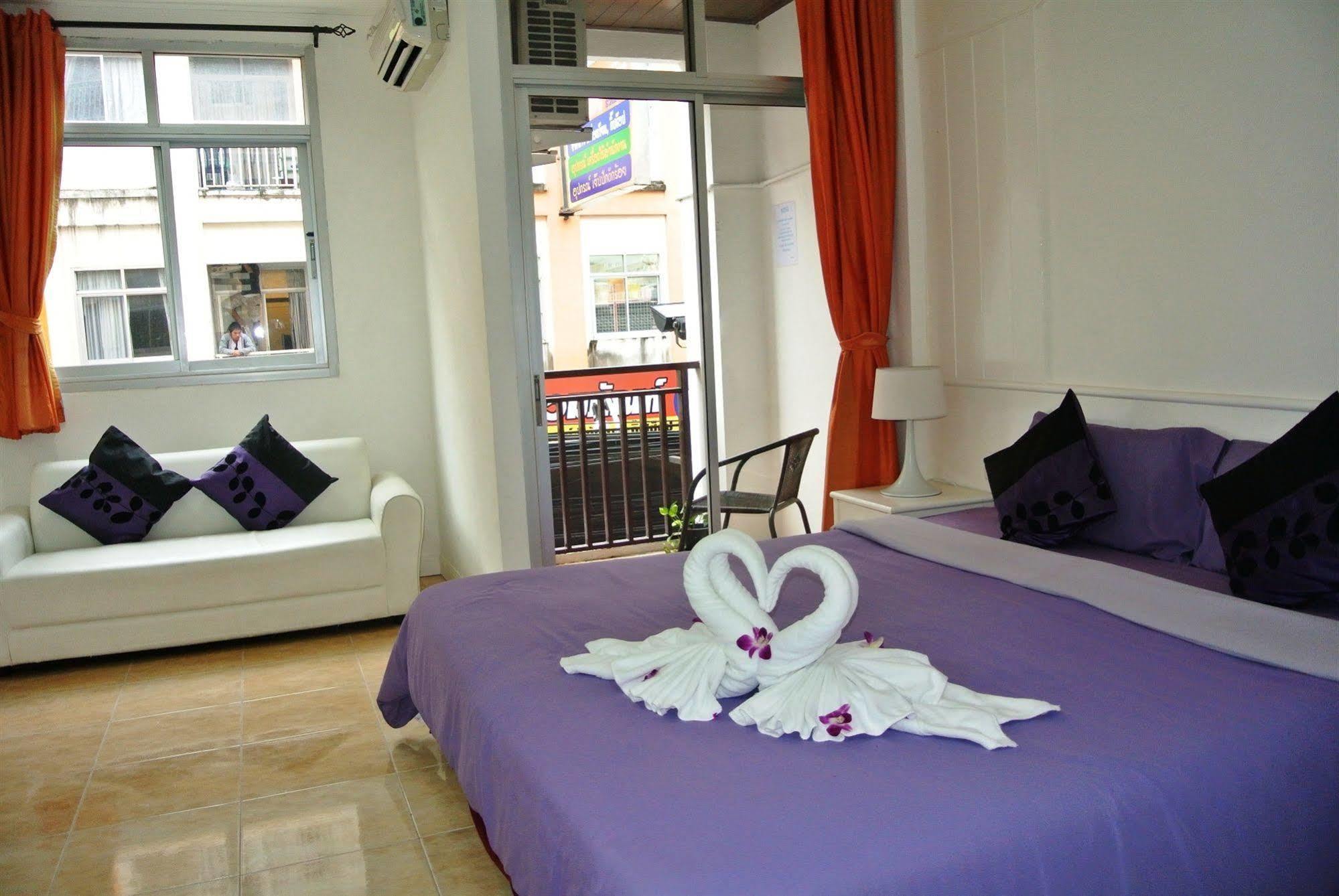 Gorgeous Boutique Room Patong Екстериор снимка