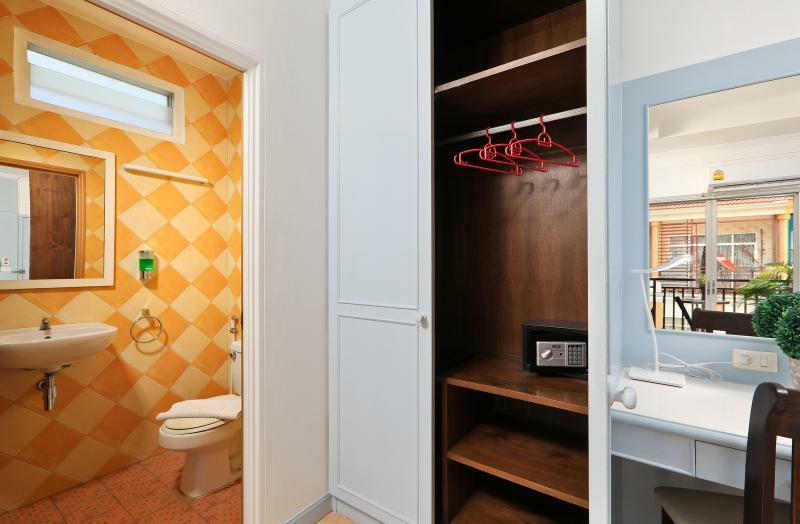 Gorgeous Boutique Room Patong Екстериор снимка
